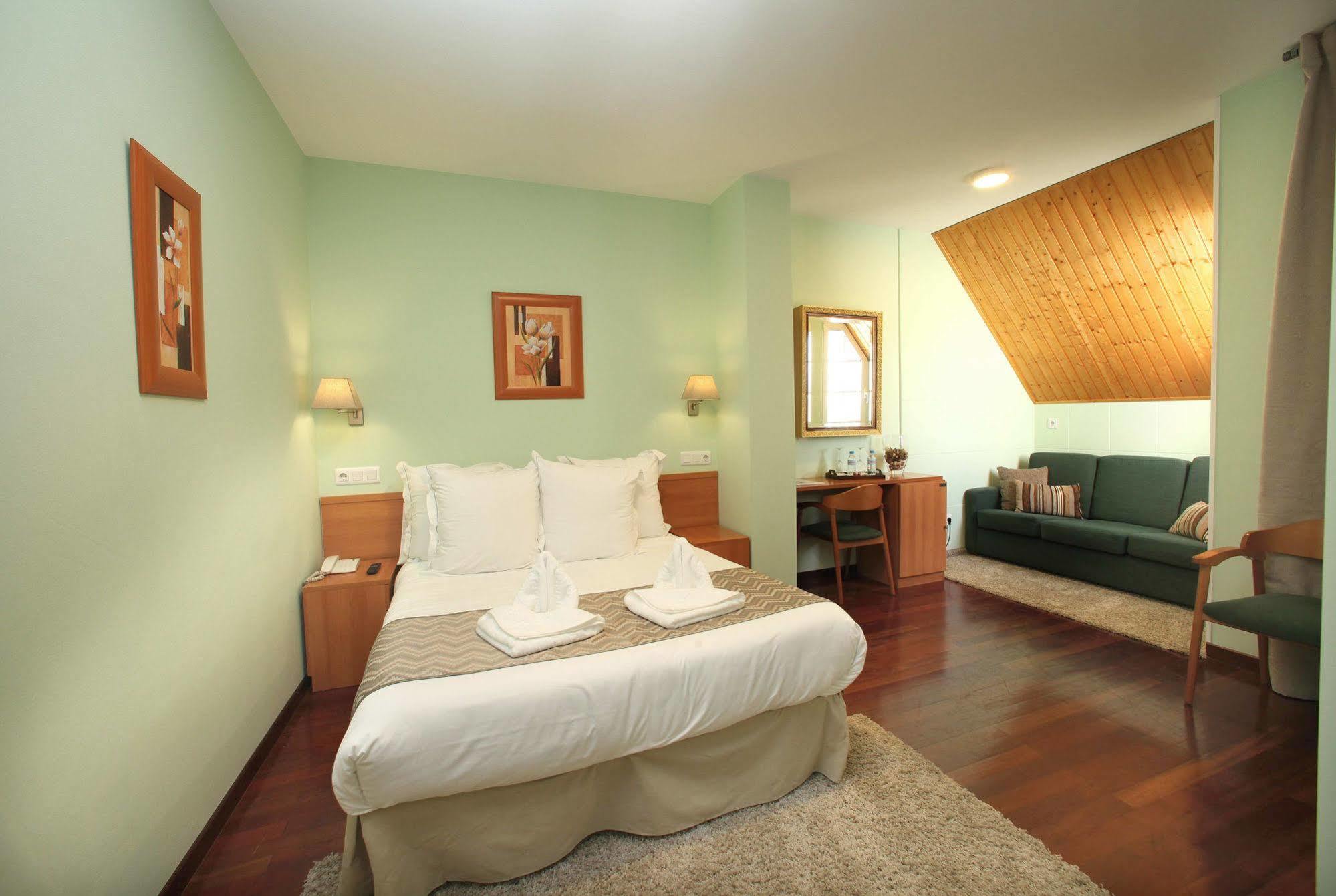 Hotel Ribeira Sacra Monforte De Lemos Eksteriør billede